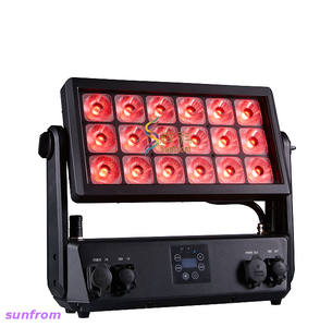 18 luces de batería impermeables IP65 DMX512.