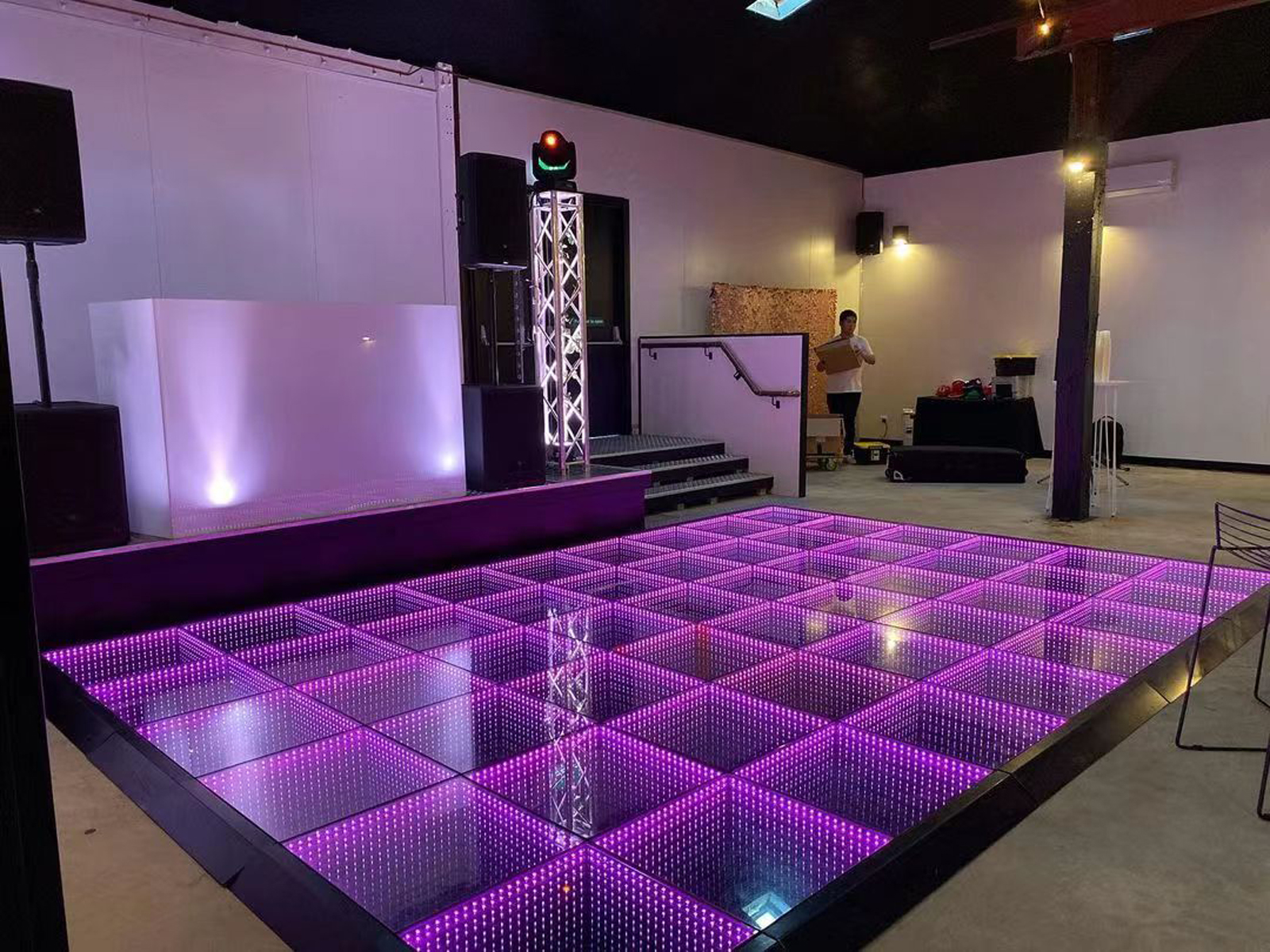 Las luces de escenario LED más populares para Dj Dance Floor